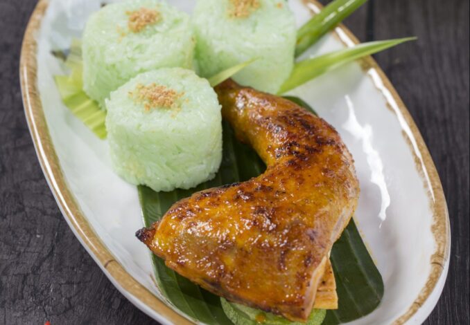 pandan-flavored xoi with roasted chicken