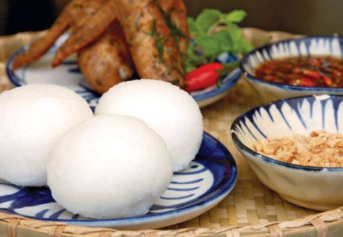 Vietnamese rice balls with sesame salt